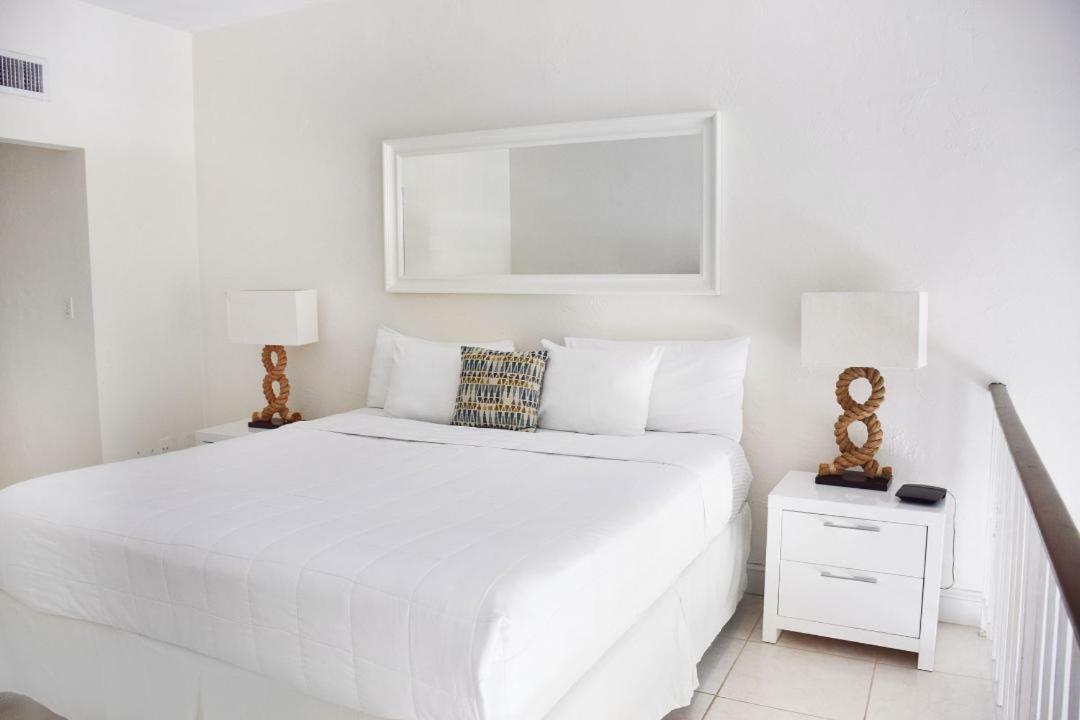 Suites At Coral Resorts Майами Экстерьер фото